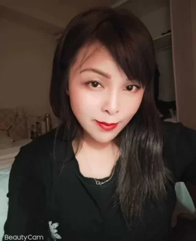 过年还在开课的少妇