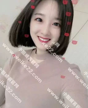 一对住在公寓的闺蜜俩，会让人有冲动的感觉。