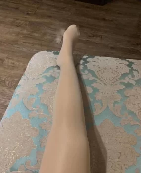 一个小巷子里面很多足浴店