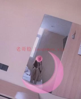 附近约的兼职美女