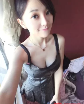 长沙兼职妹妹活好水多 三点粉嫩 又骚又浪、制服诱惑  包爽